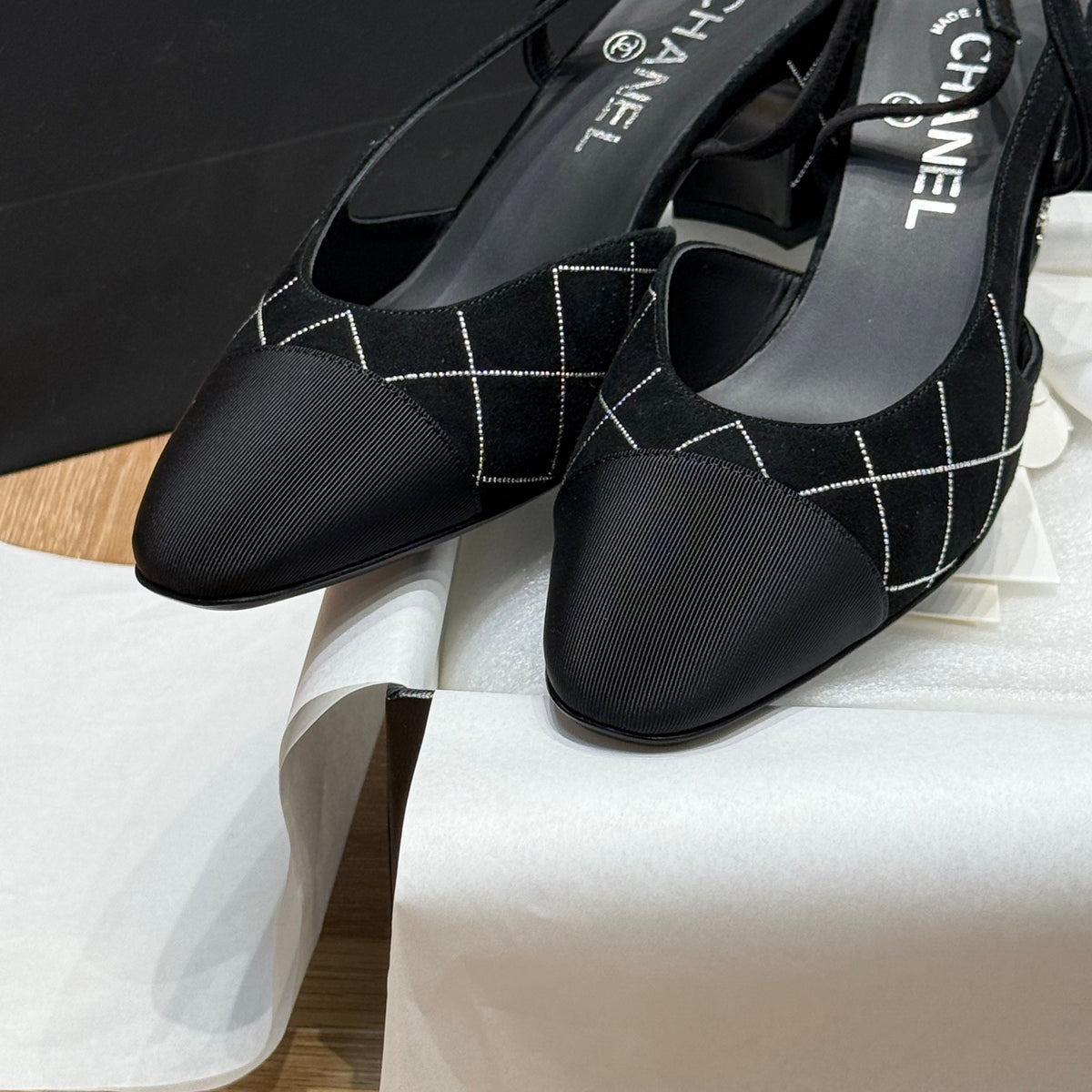 CC SLINGBACK PUMPS