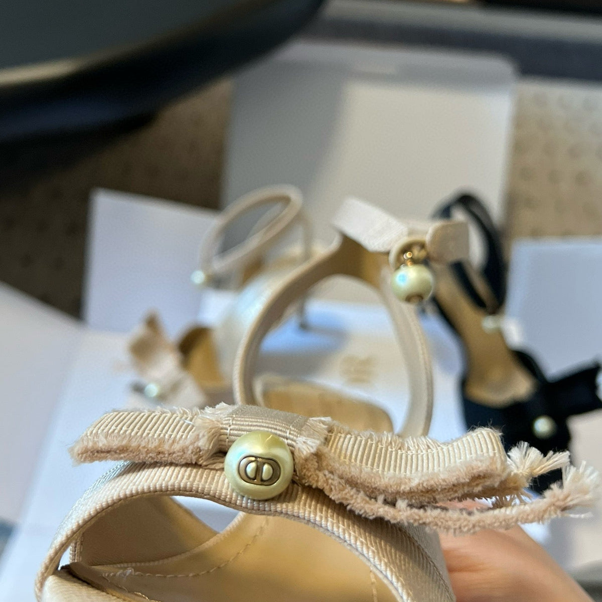 CD HEELS