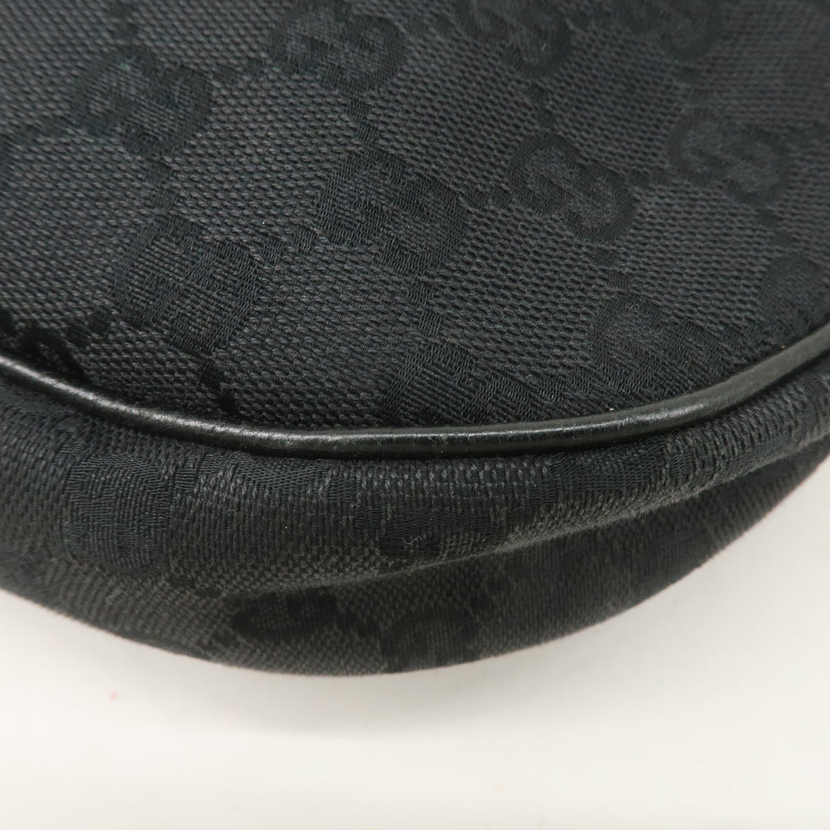GUCCI GG Canvas Leather Shoulder Bag Cross Body Black 122790
