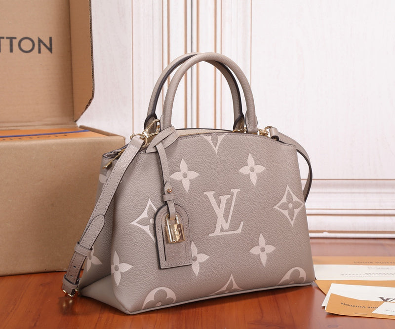 I W Fashion Lu-Vi Bags - 16801