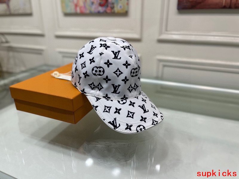 Louis Vuitton Luxury Cap
