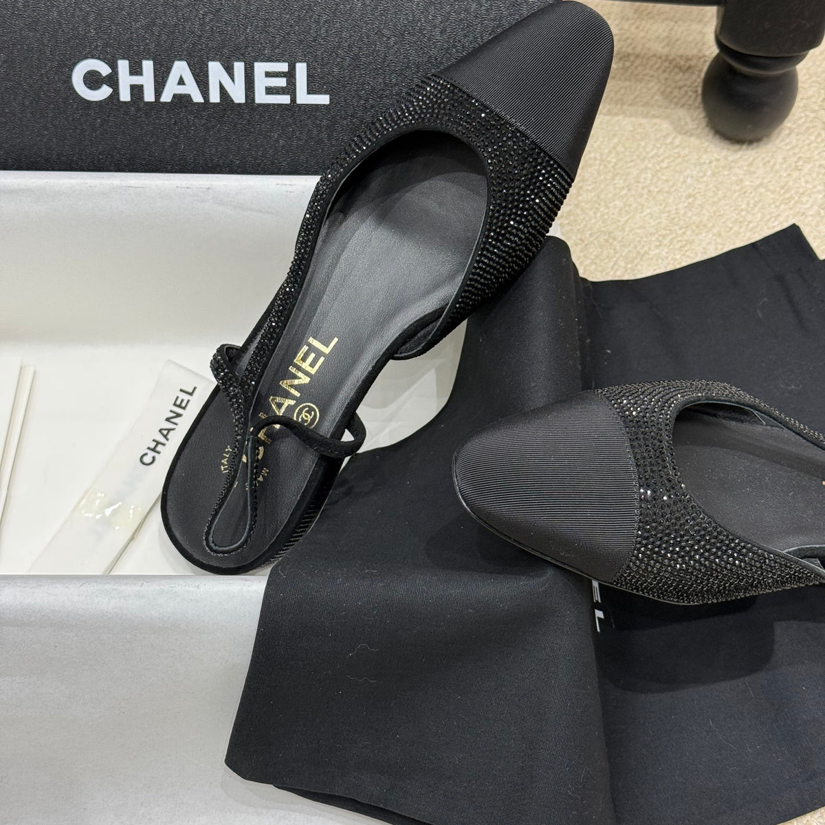 CC SLINGBACK PUMPS