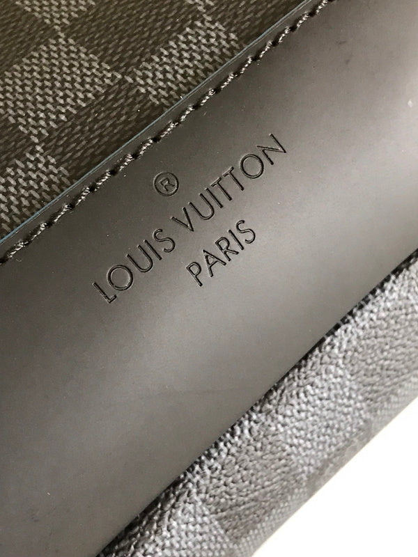 I W Fashion Lu-Vi bags - 17074