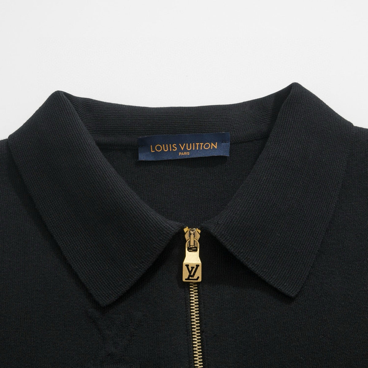 LOU ZIP CARDIGAN