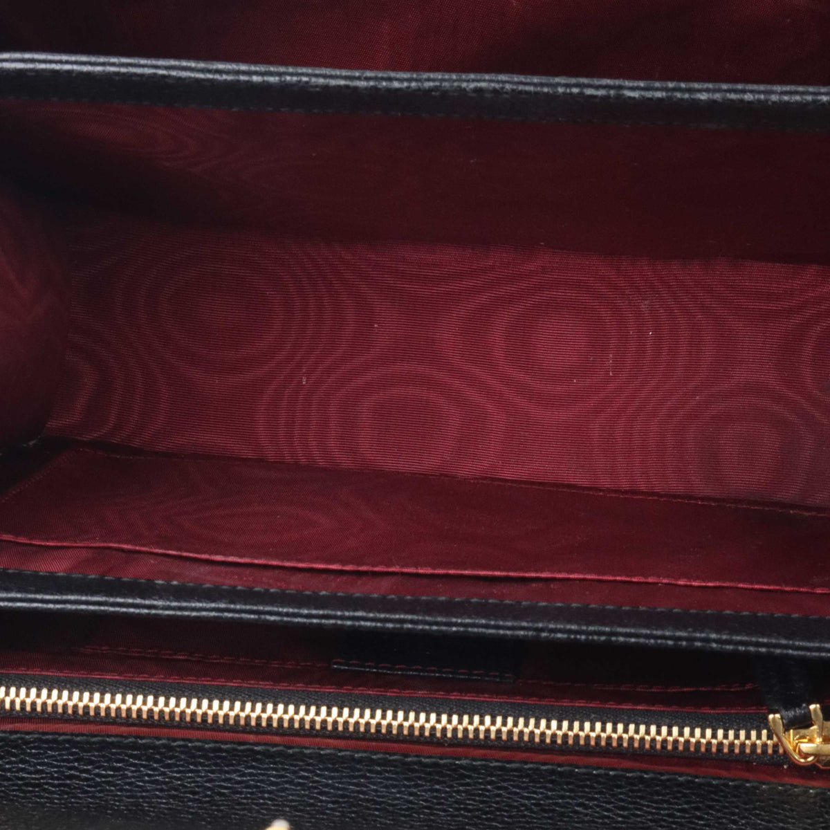 Gucci Zumi Black Shoulder Bag.
