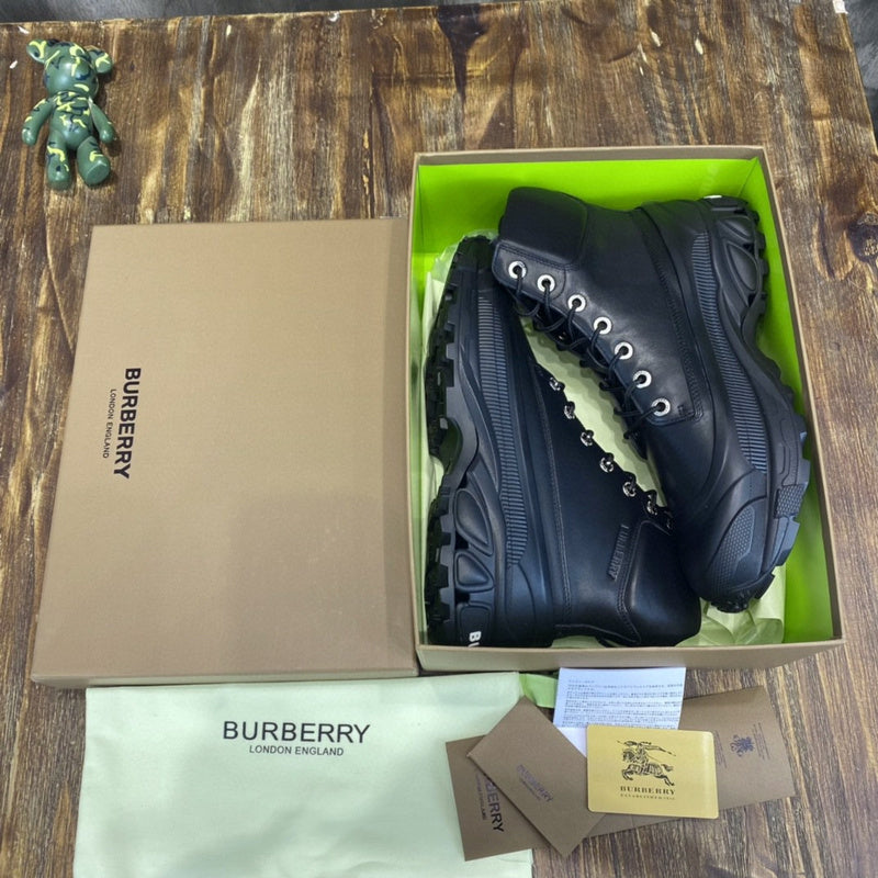 Burberry Luxury Shoes