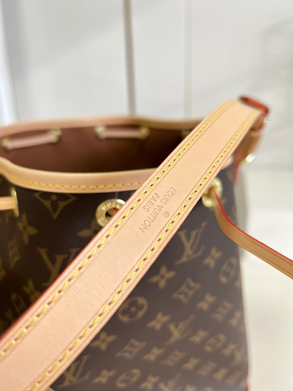 I W Fashion Lu-Vi bags - 17151