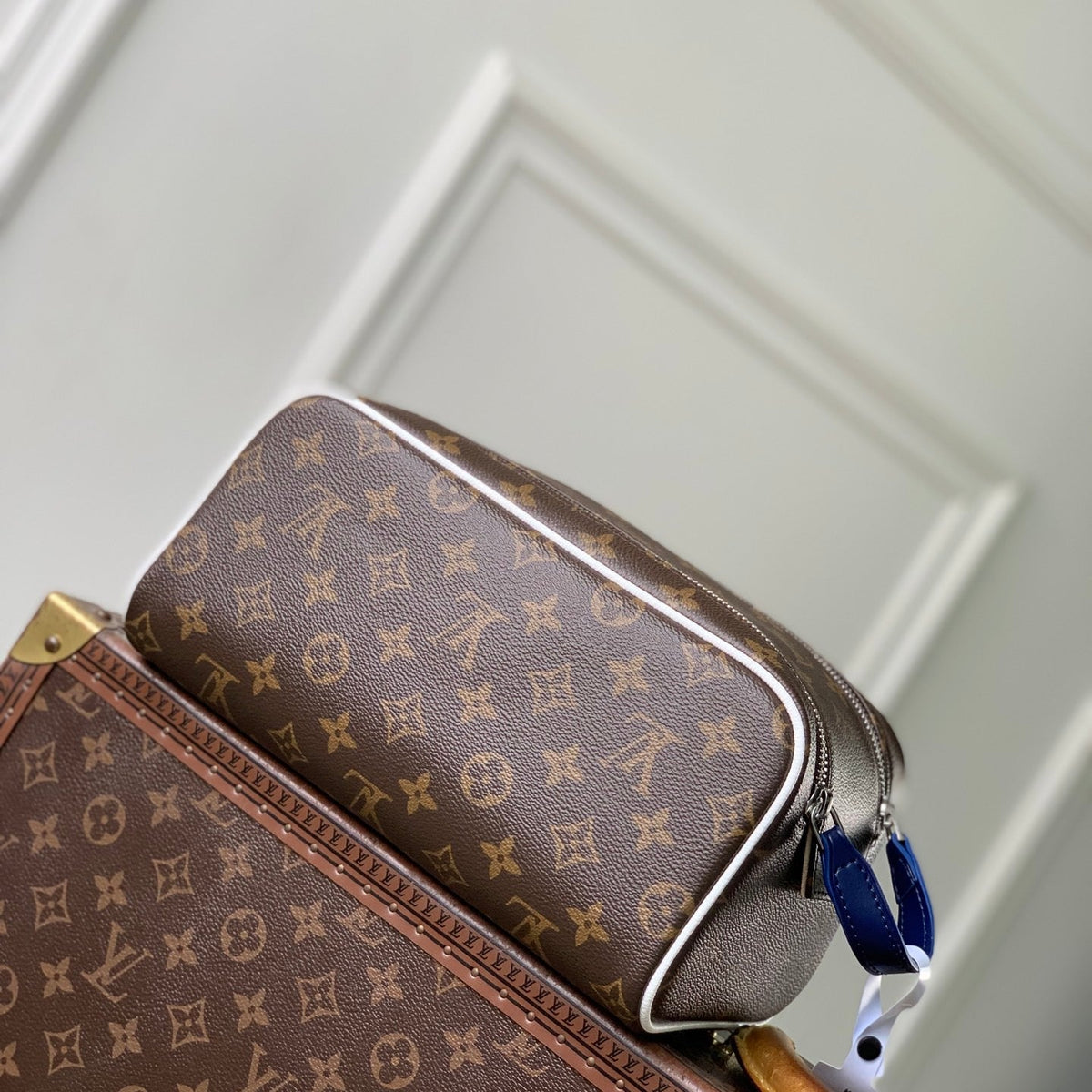LOU DOPP KIT TOILETRY BAG
