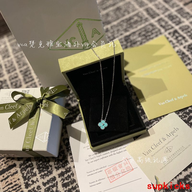 Van Cleef & Arples Jewelry