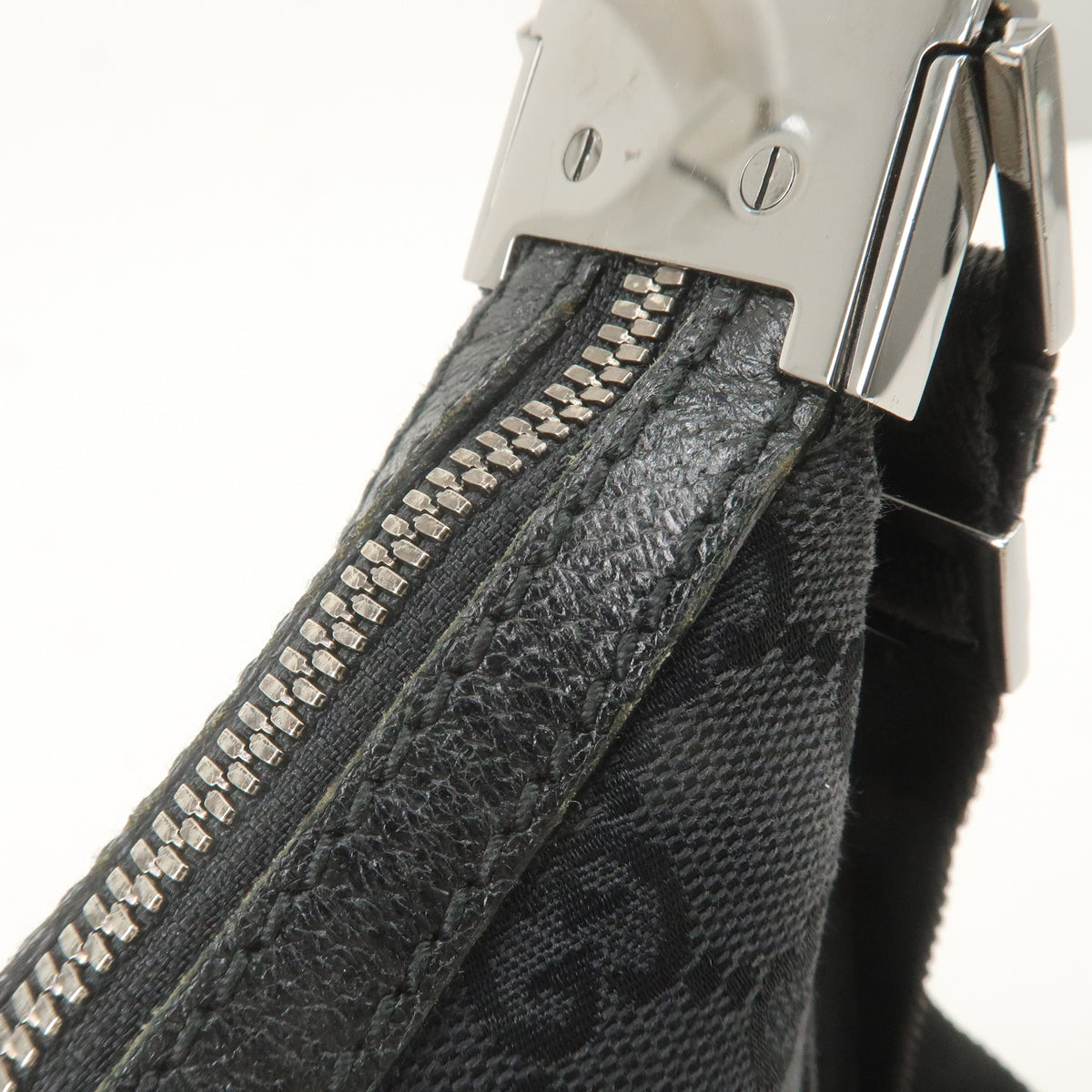 GUCCI GG Canvas Leather Shoulder Bag Cross Body Black 122790