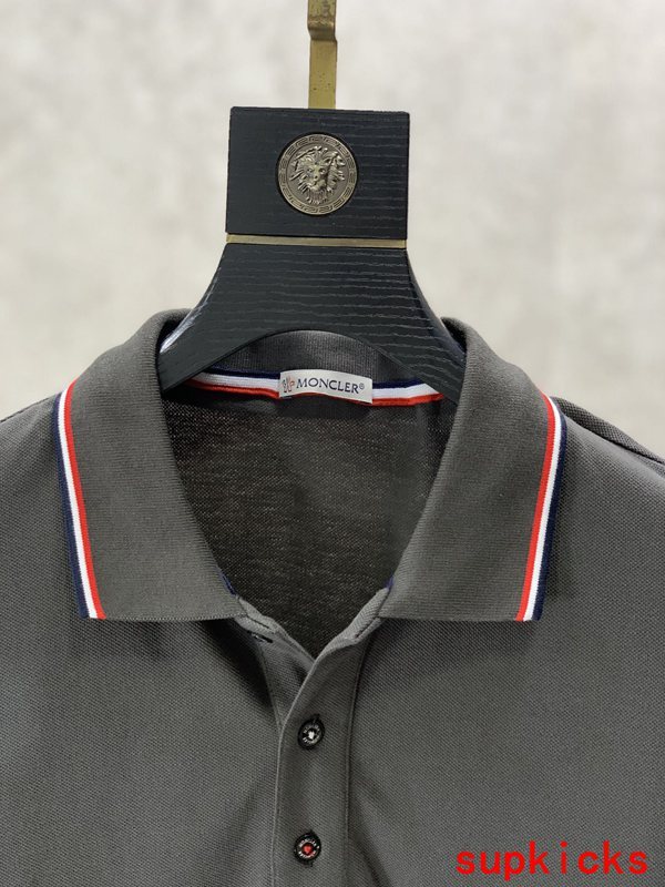 Moncler Luxury Cloth