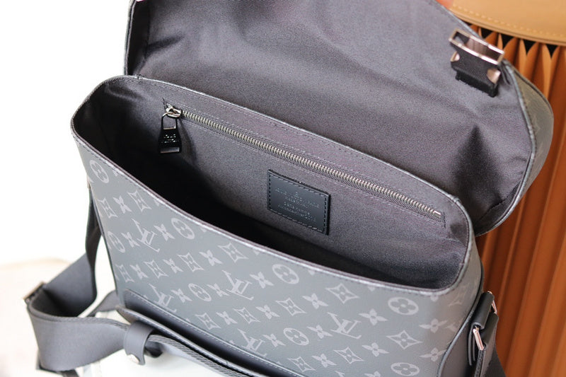 I W Fashion Lu-Vi bags - 17189