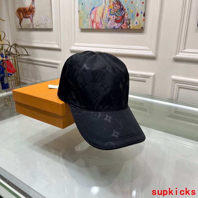Louis Vuitton Luxury Cap
