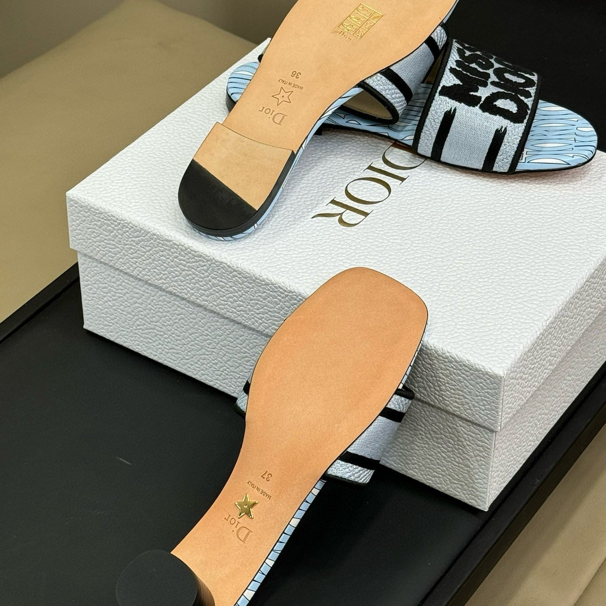 CD DWAY SLIDES