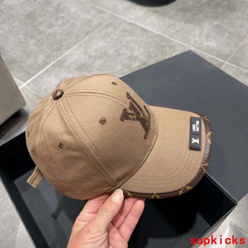 Louis Vuitton Luxury Cap