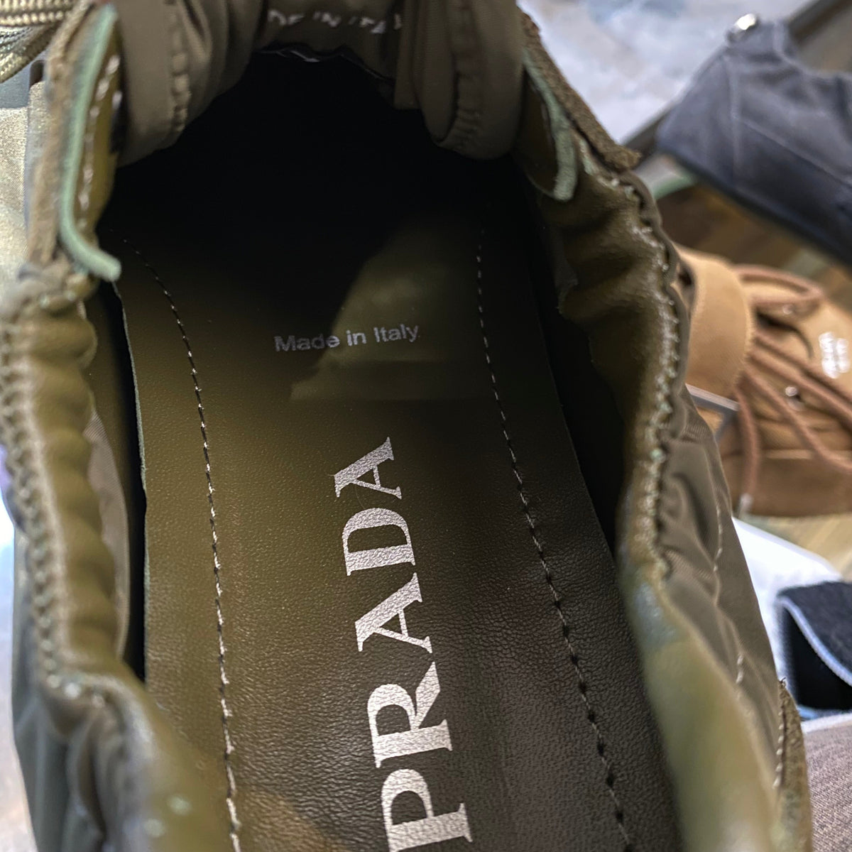 PD COLLAPSE SNEAKER