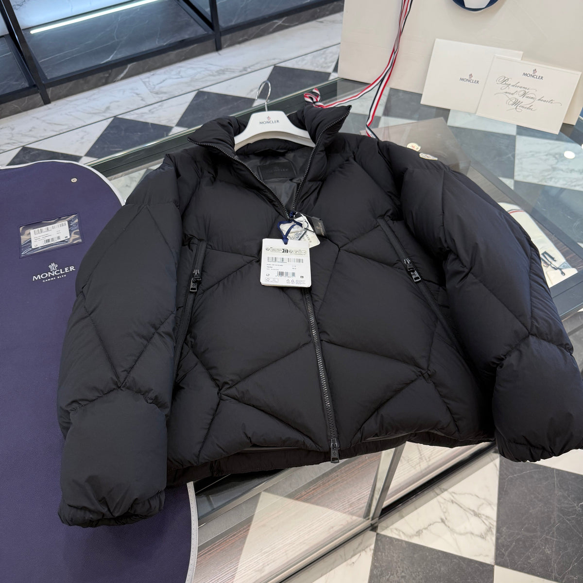 MONC VARDAR JACKET