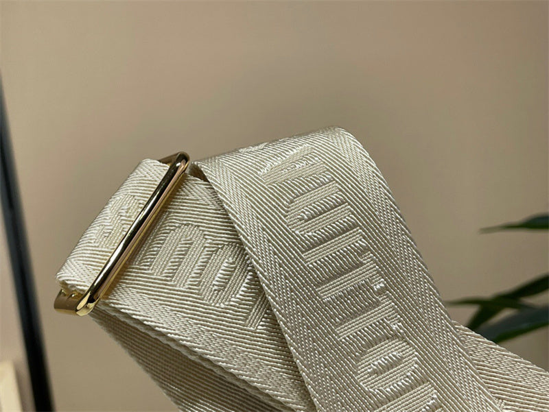 PHA - LOV Bags - 410