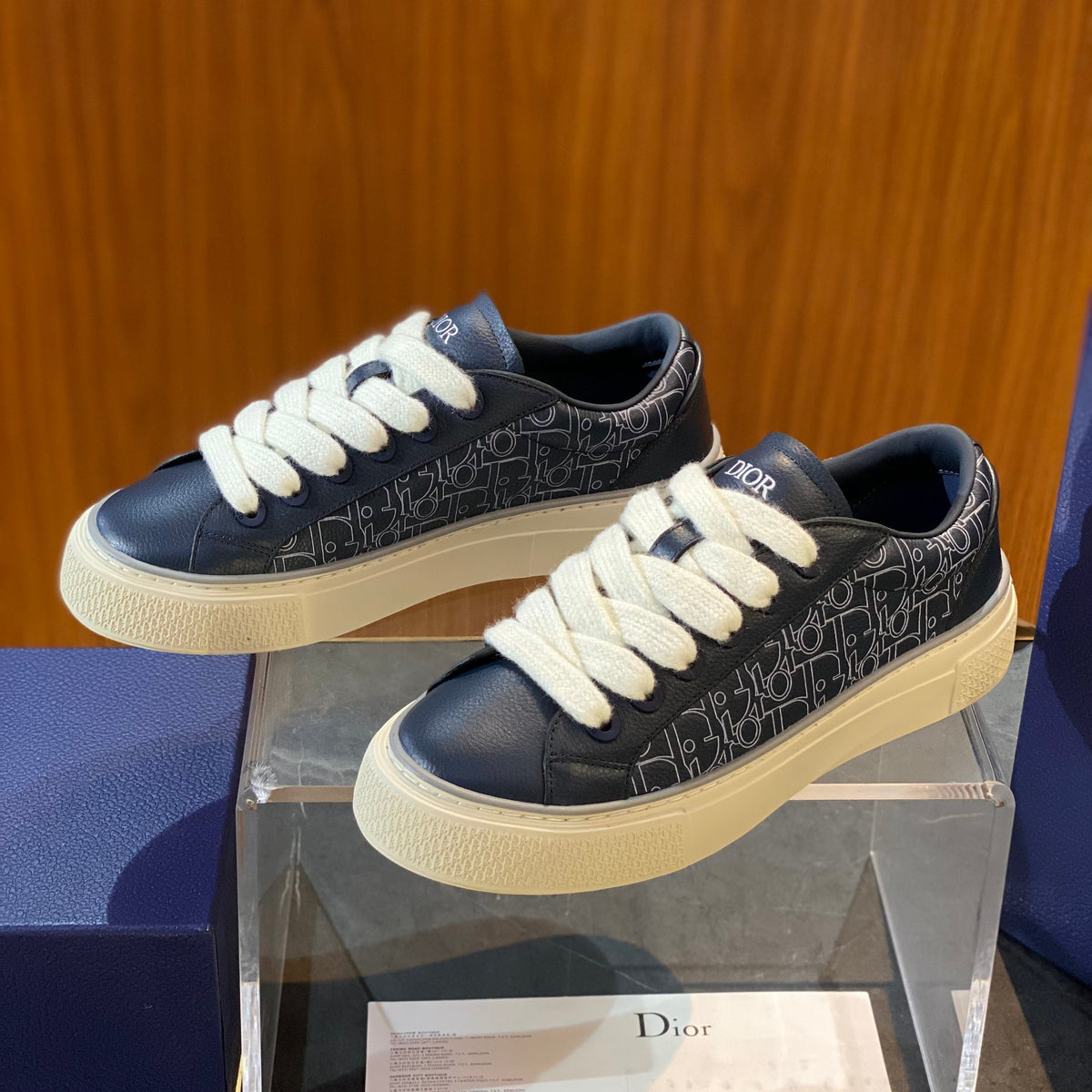 CD B33 SNEAKER