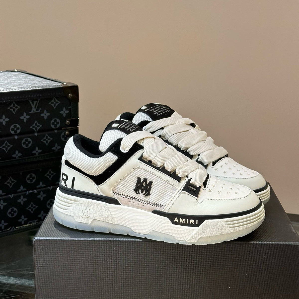 AMIRI TRAINERS