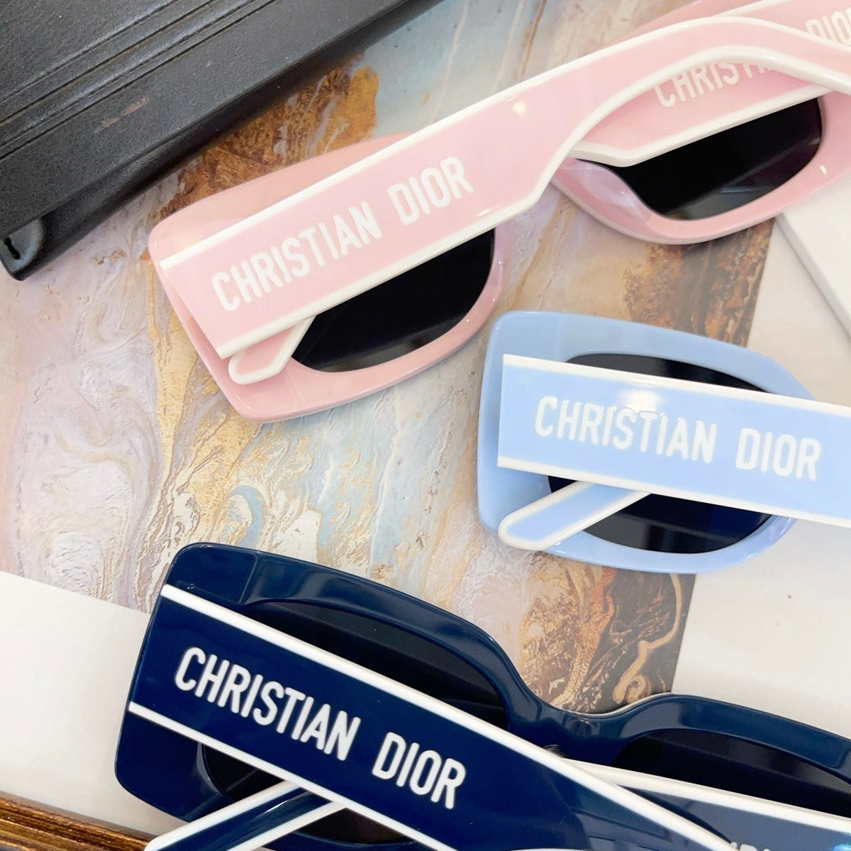 CD SUNGLASSES