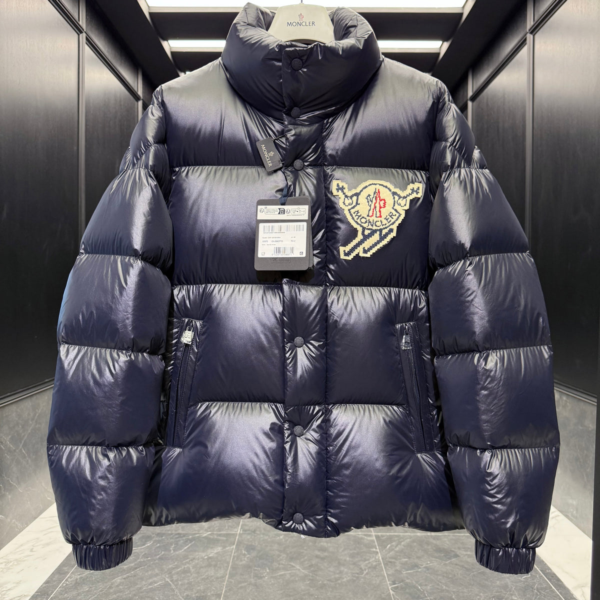 MONC LESTE JACKET