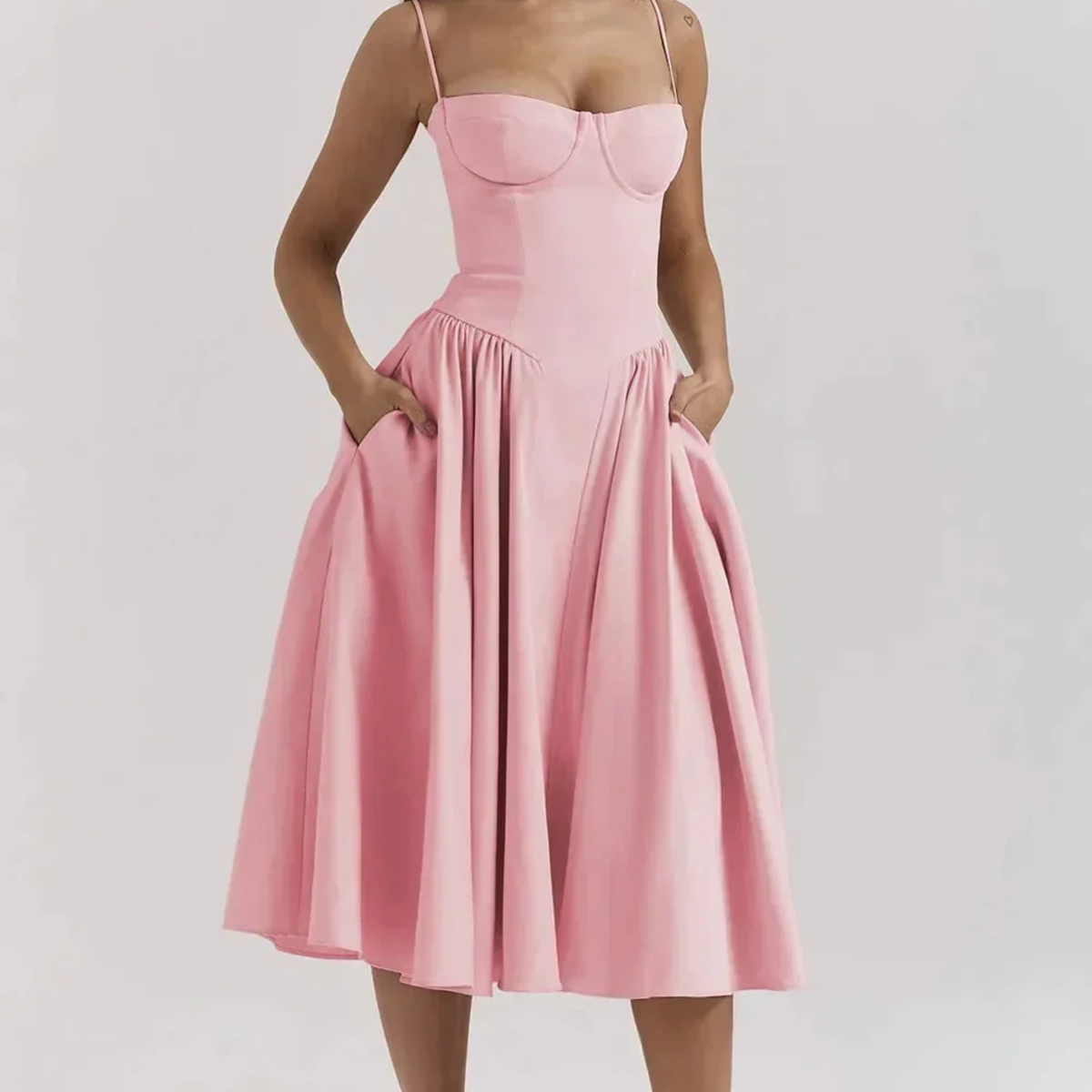 Kiki | Retro-Inspired Midi Dress