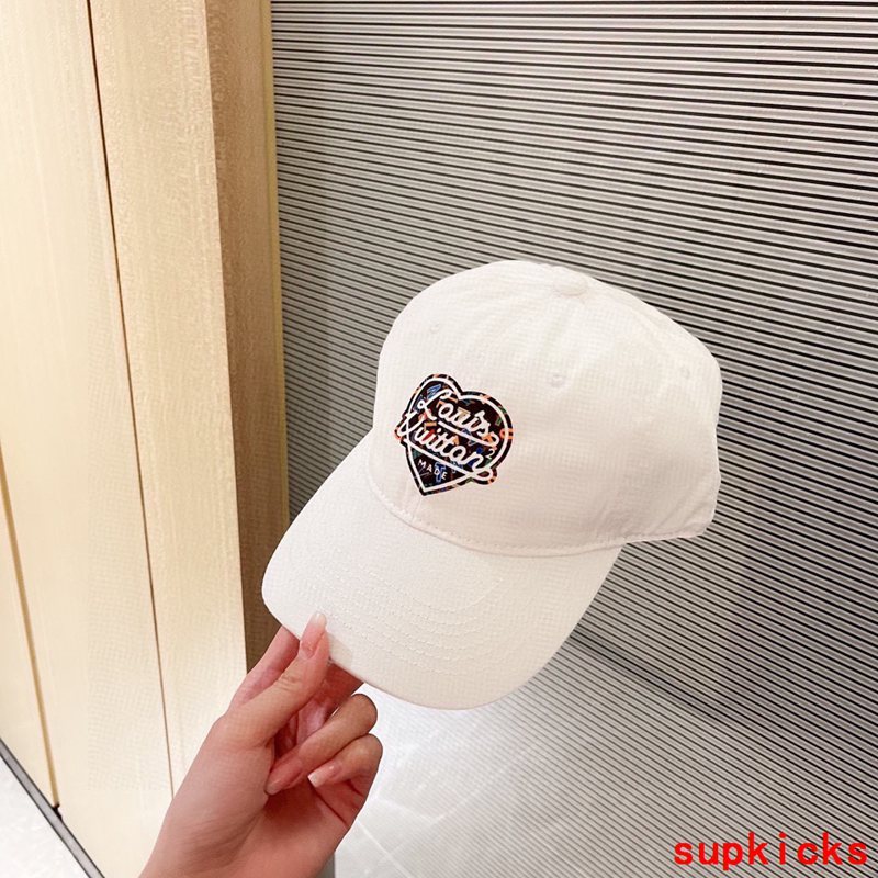 Louis Vuitton Luxury Cap