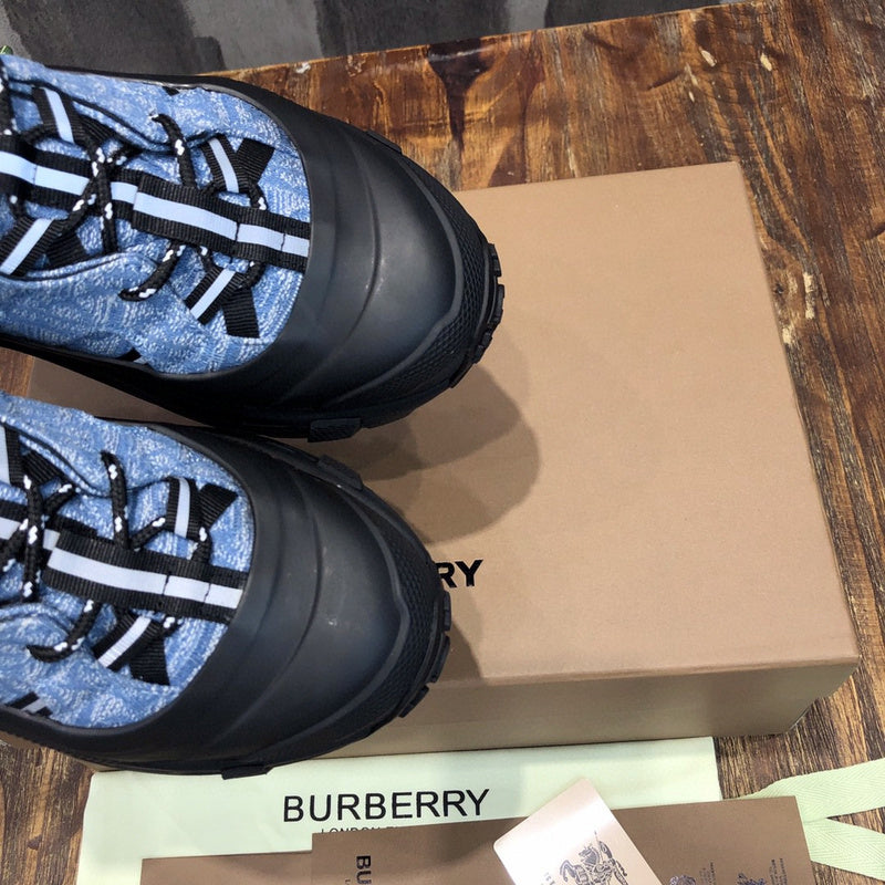Burberry Luxury Shoes
