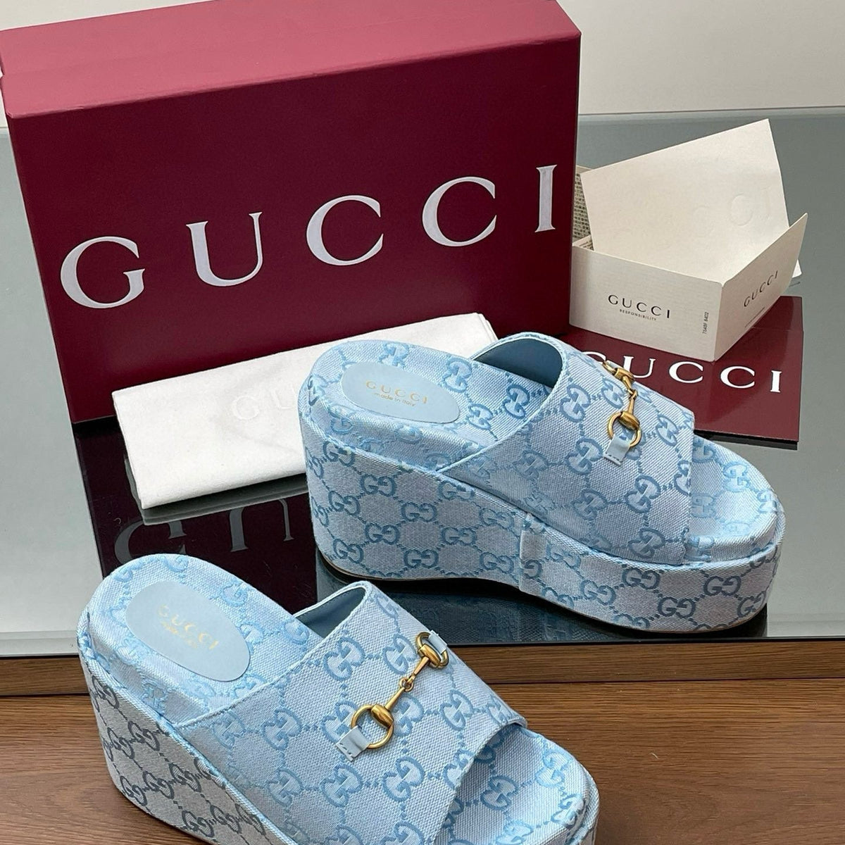 GG WEDGE SANDALS