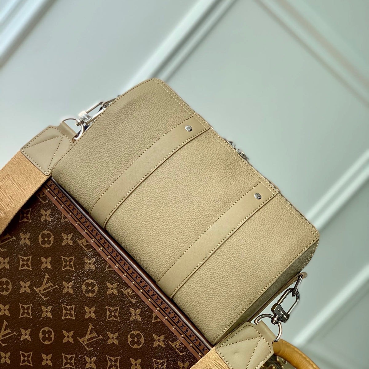 LOU CITY KEEPALL BAG