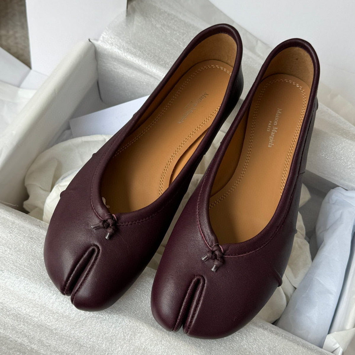 MAISON M TABI BALLET FLATS