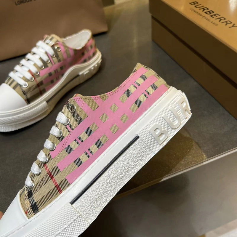 Burberry Luxury Shoes
