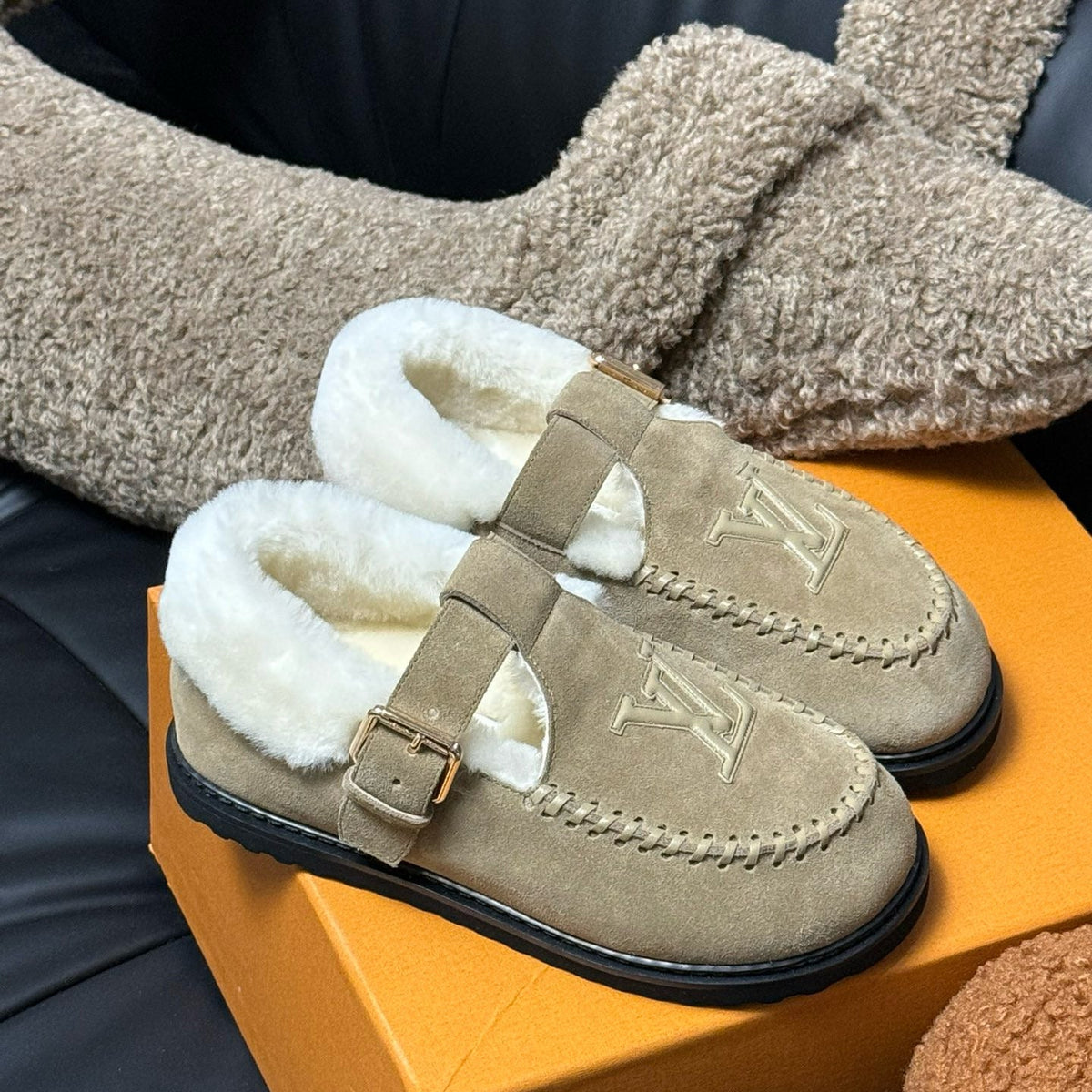 LOU COLORADO MARY JANES