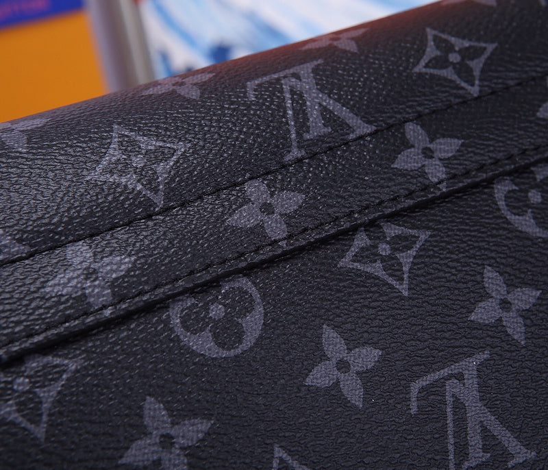 I W Fashion Lu-Vi bags - 17116