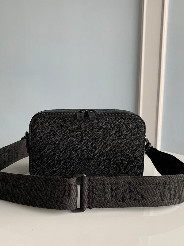 I W Fashion Lu-Vi bags - 17121