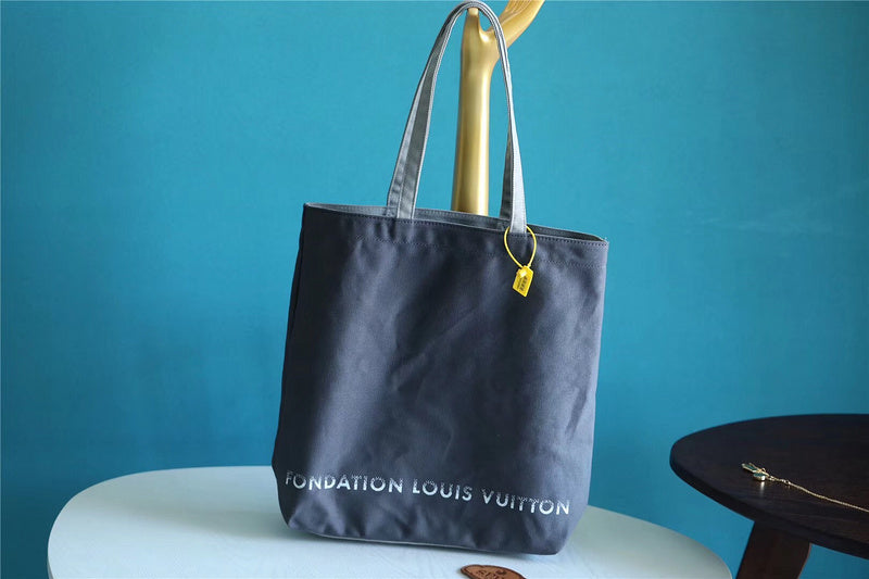 I W Fashion Lu-Vi bags - 8405