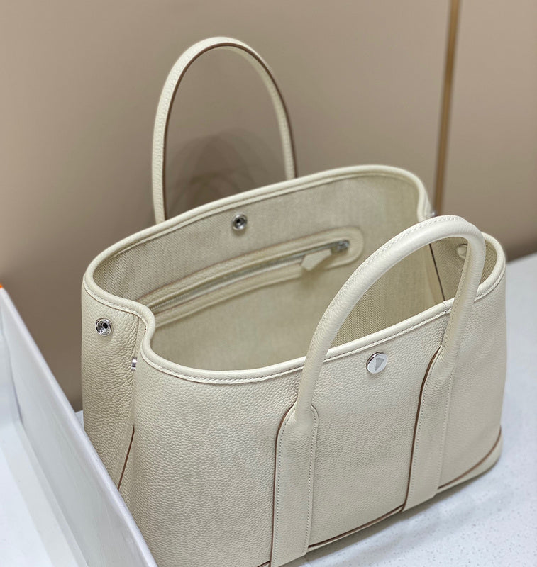 PHA - HMS Bags - 1751