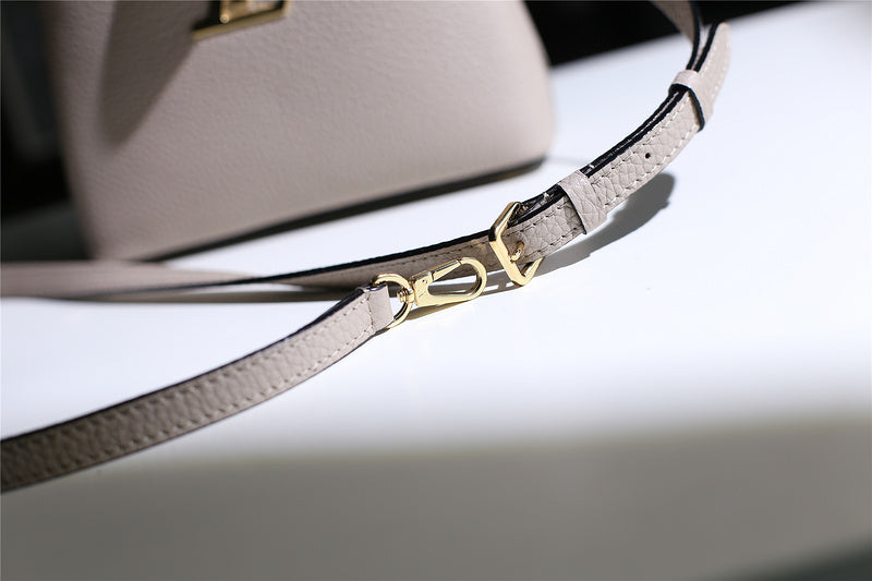 I W Fashion Lu-Vi bags - 8367