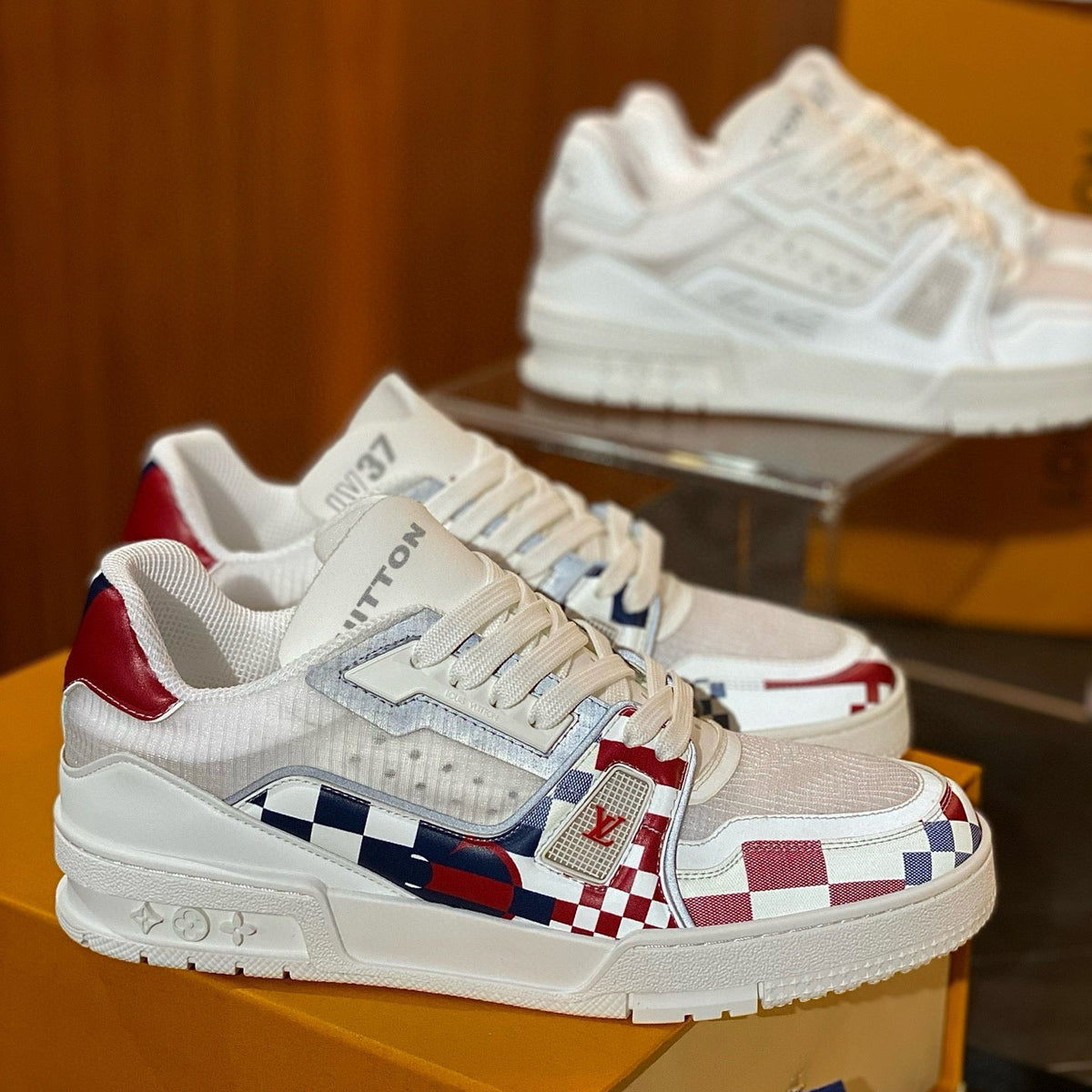 LOU TRAINERS