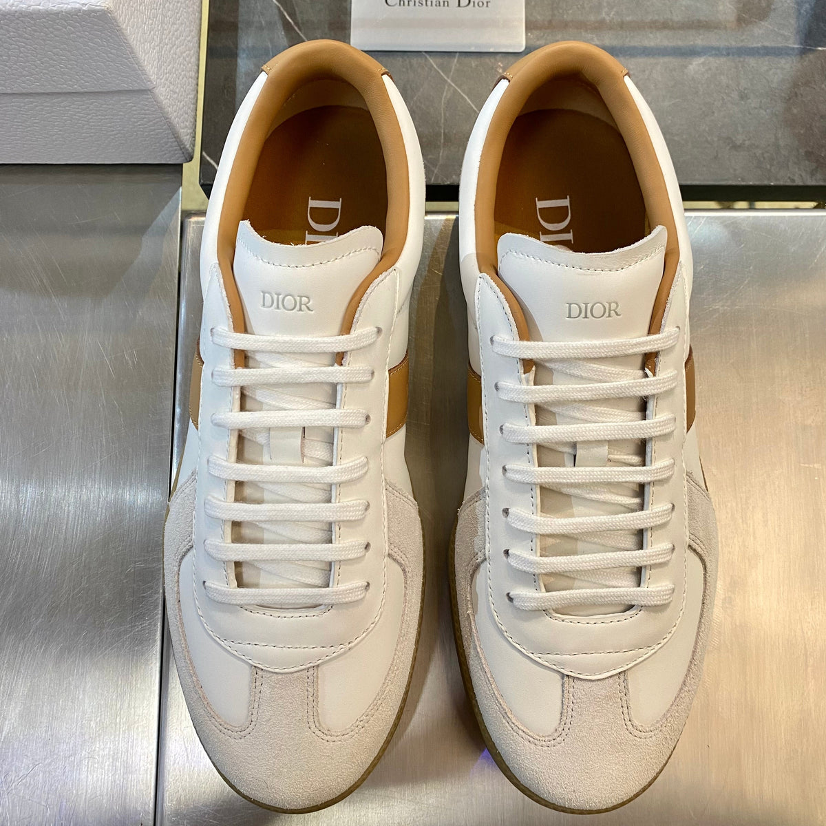 CD B01 SNEAKER