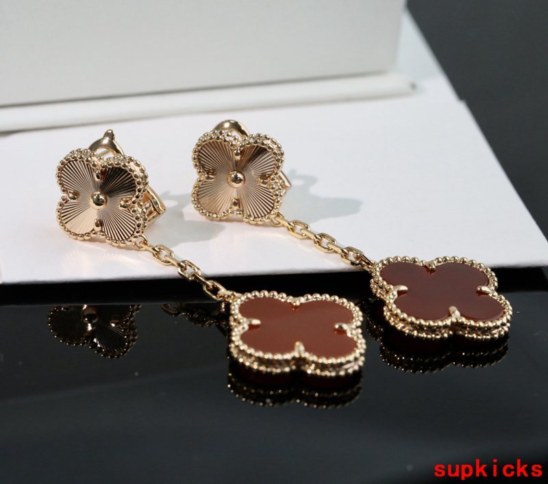 Van Cleef & Arples Jewelry