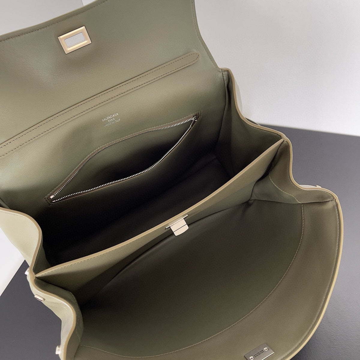 BAL MEDIUM RODEO BAG