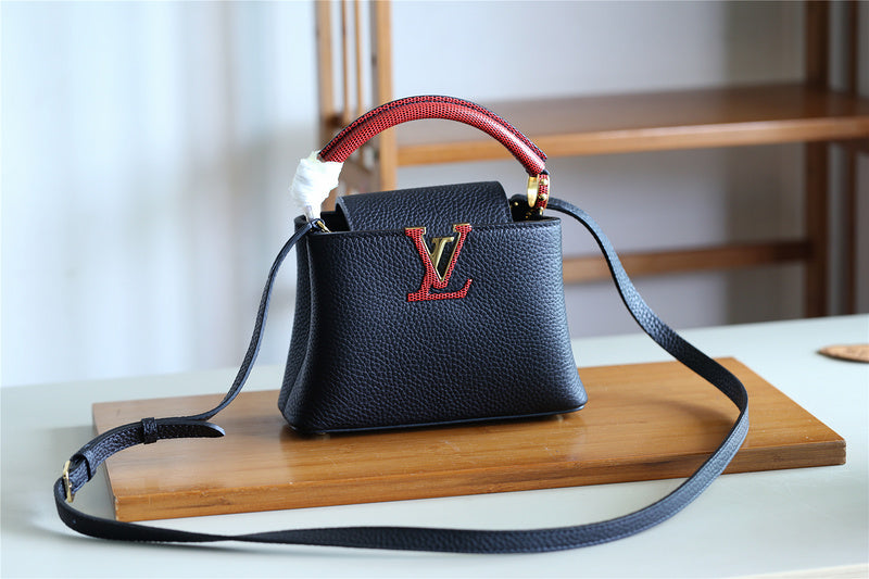 I W Fashion Lu-Vi bags - 8347