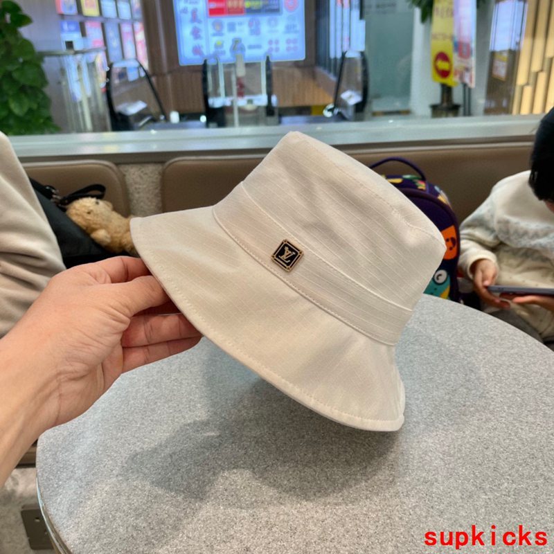Louis Vuitton Luxury Cap