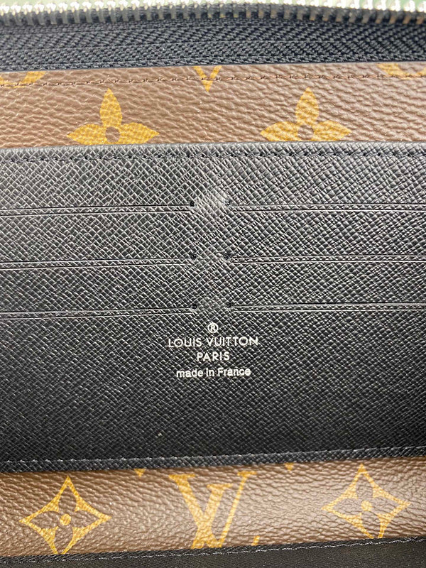 I W Fashion Lu-Vi bags - 17414