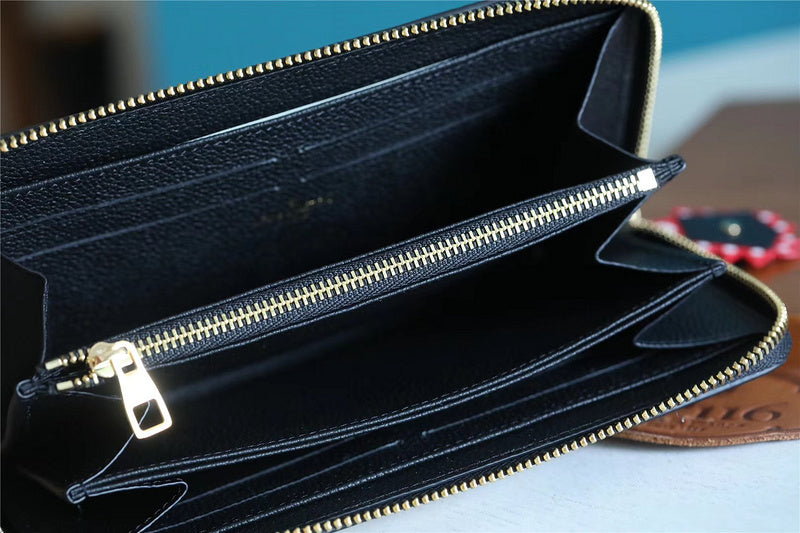 I W Fashion Lu-Vi bags - 8965