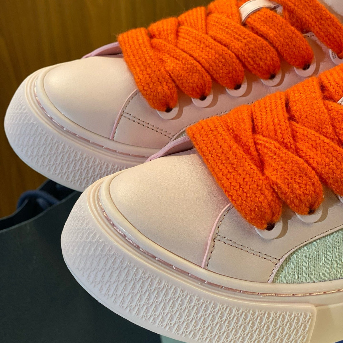 CD B33 SNEAKER