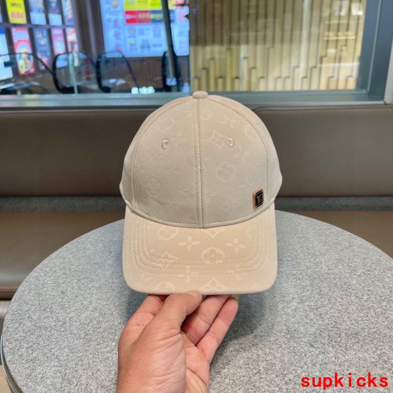 Louis Vuitton Luxury Cap
