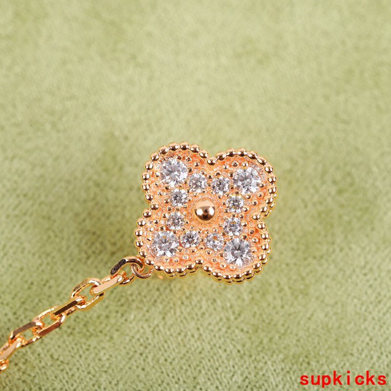 Van Cleef & Arples Jewelry